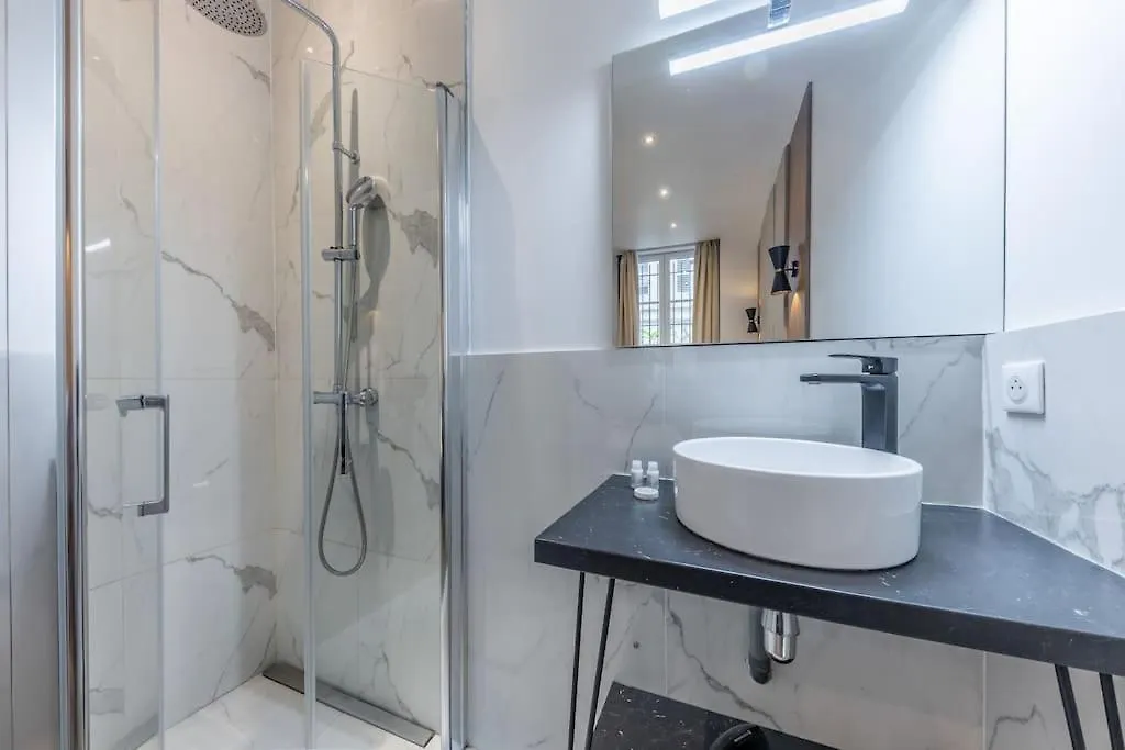 Off Appartement Familial Dans Le Haut Marais 2Br Párizs Franciaország